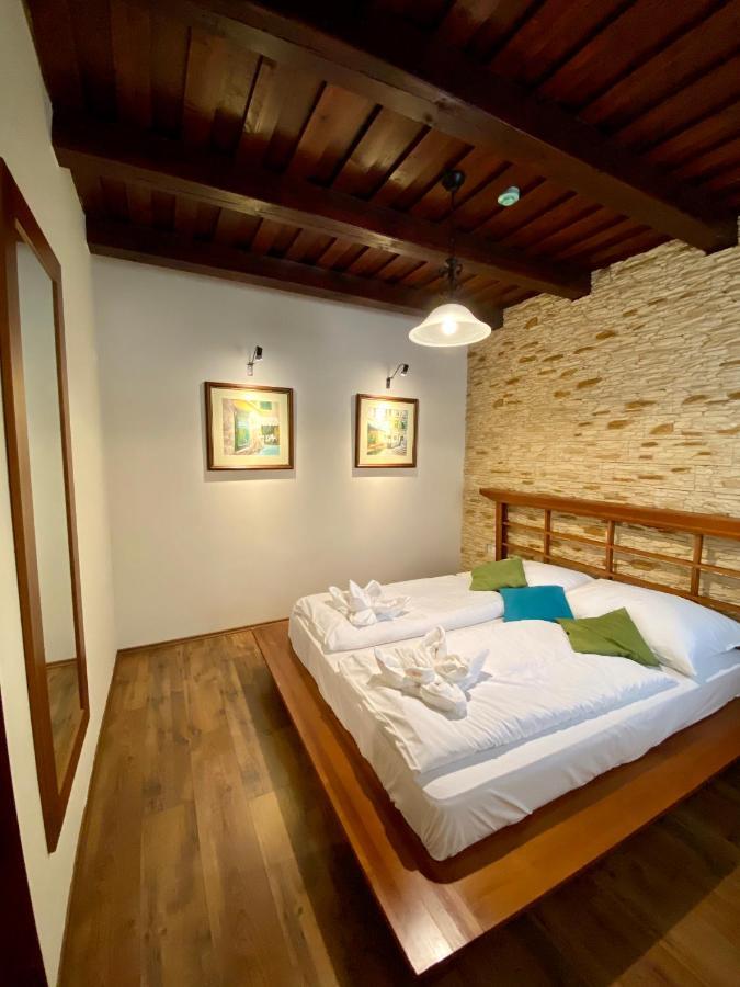 Istvan Parkhotel Es Gasztrofarm Sormas Bagian luar foto